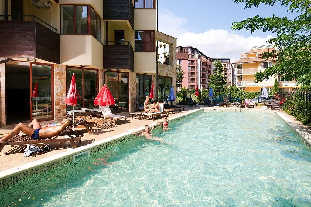 Hotel Lira Słoneczny Brzeg