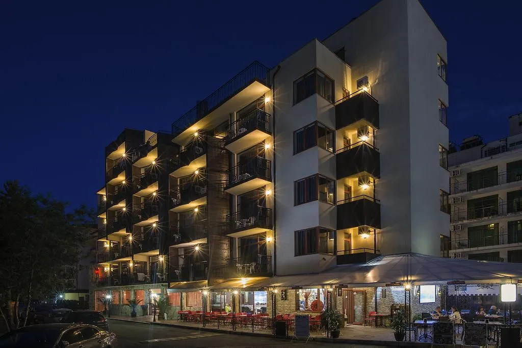 Hotel Lira Słoneczny Brzeg